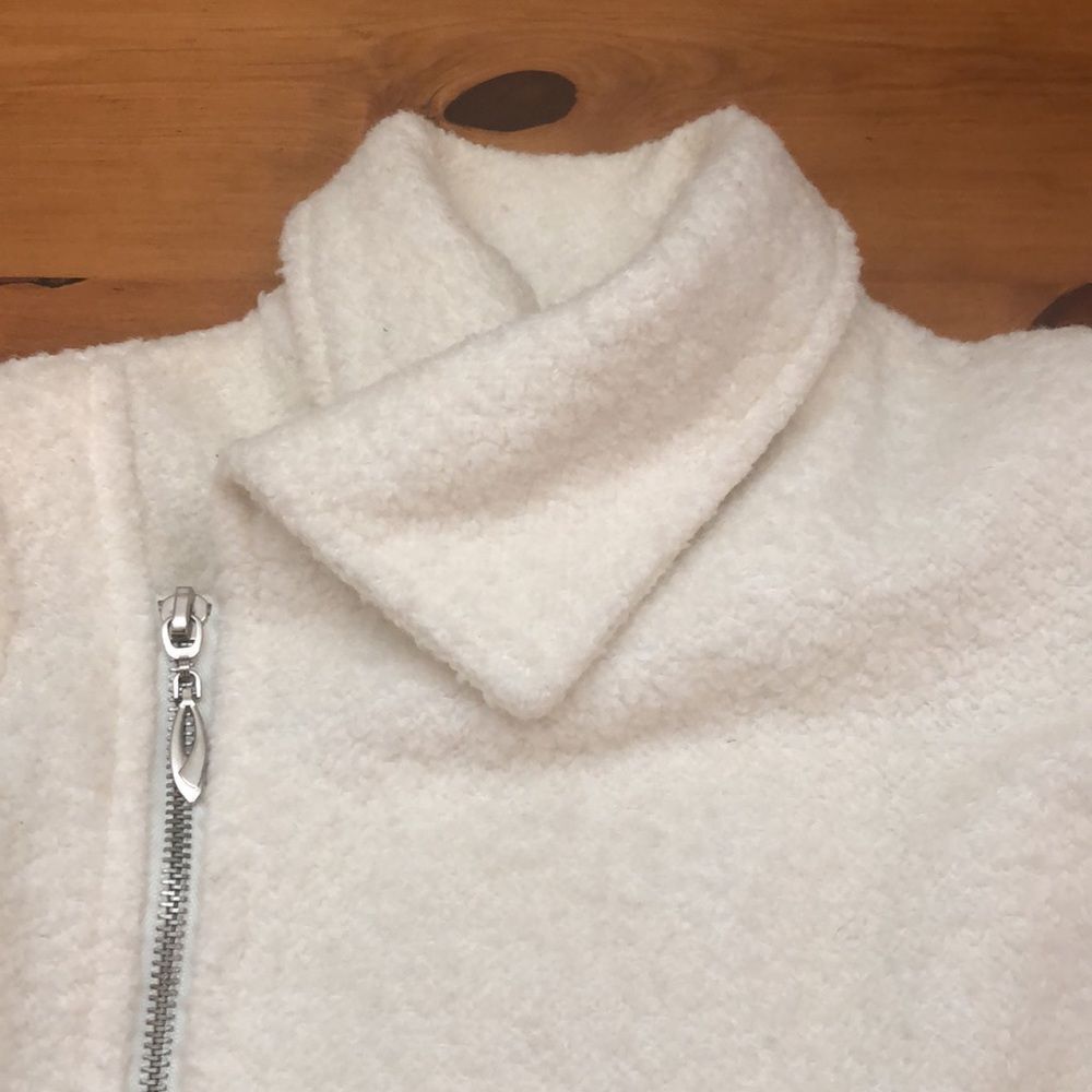 Off White Coat - Picture 10 of 13